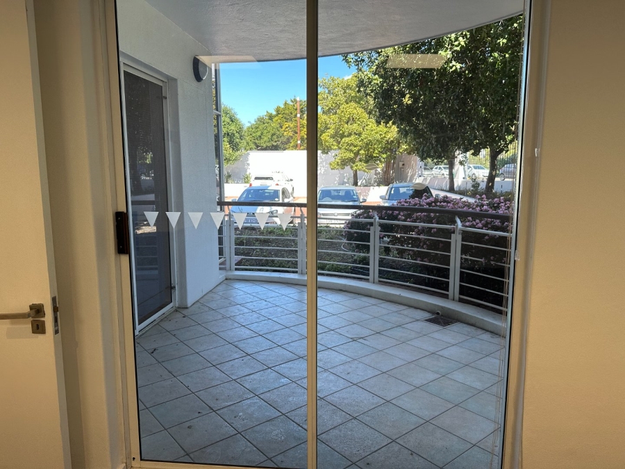 To Let commercial Property for Rent in Mouille Point Western Cape